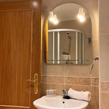 21a02 Coqueto Con Garaje * Felechosa