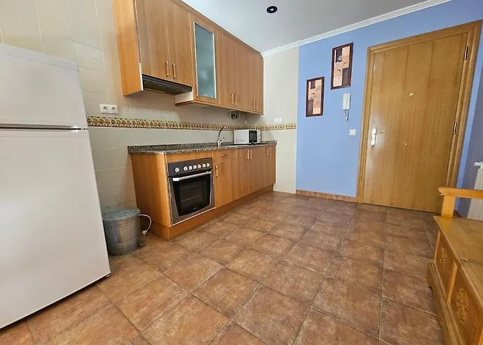 21a02 Coqueto Con Garaje Felechosa